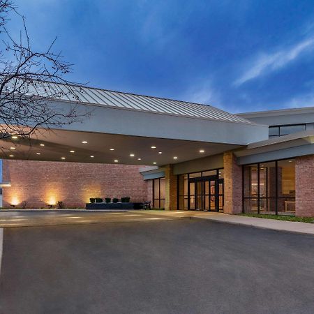Clarion Hotel Milwaukee Airport Luaran gambar