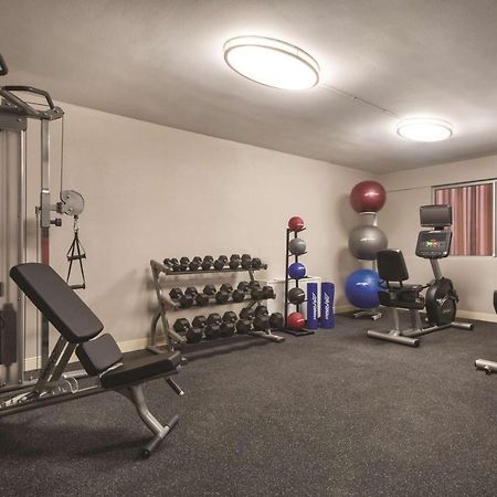 Clarion Hotel Milwaukee Airport Luaran gambar