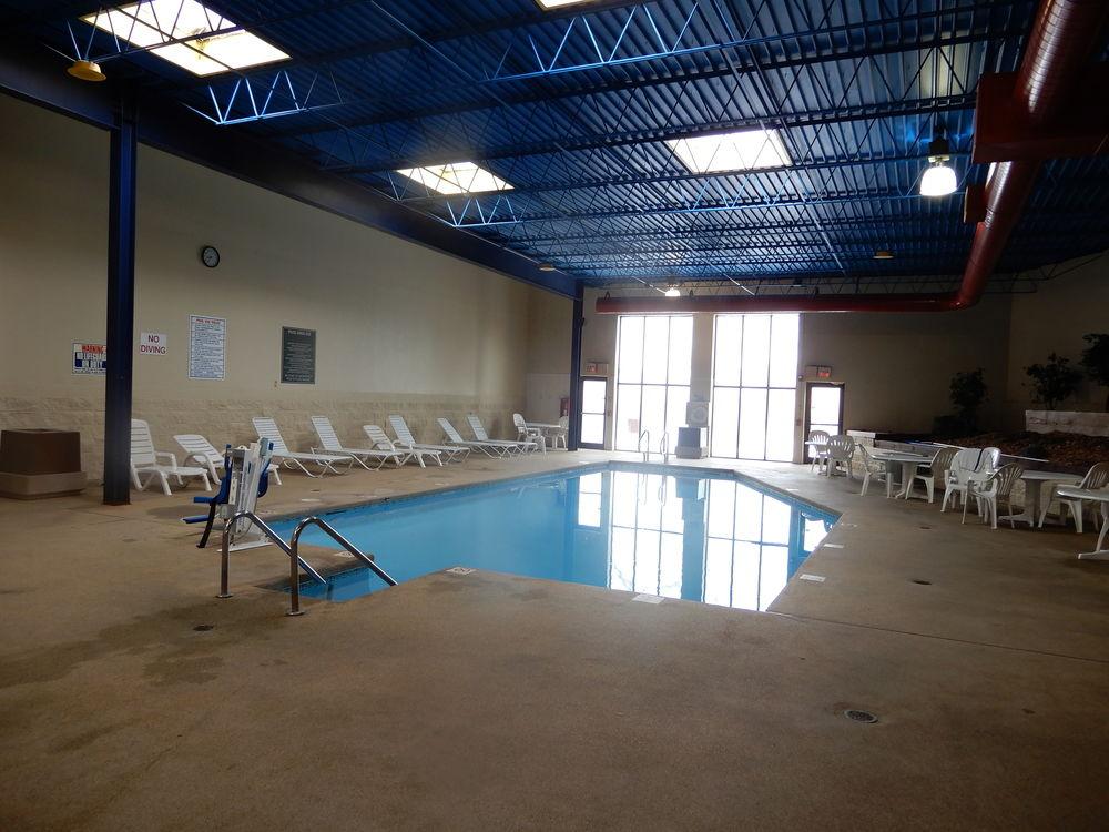 Clarion Hotel Milwaukee Airport Luaran gambar