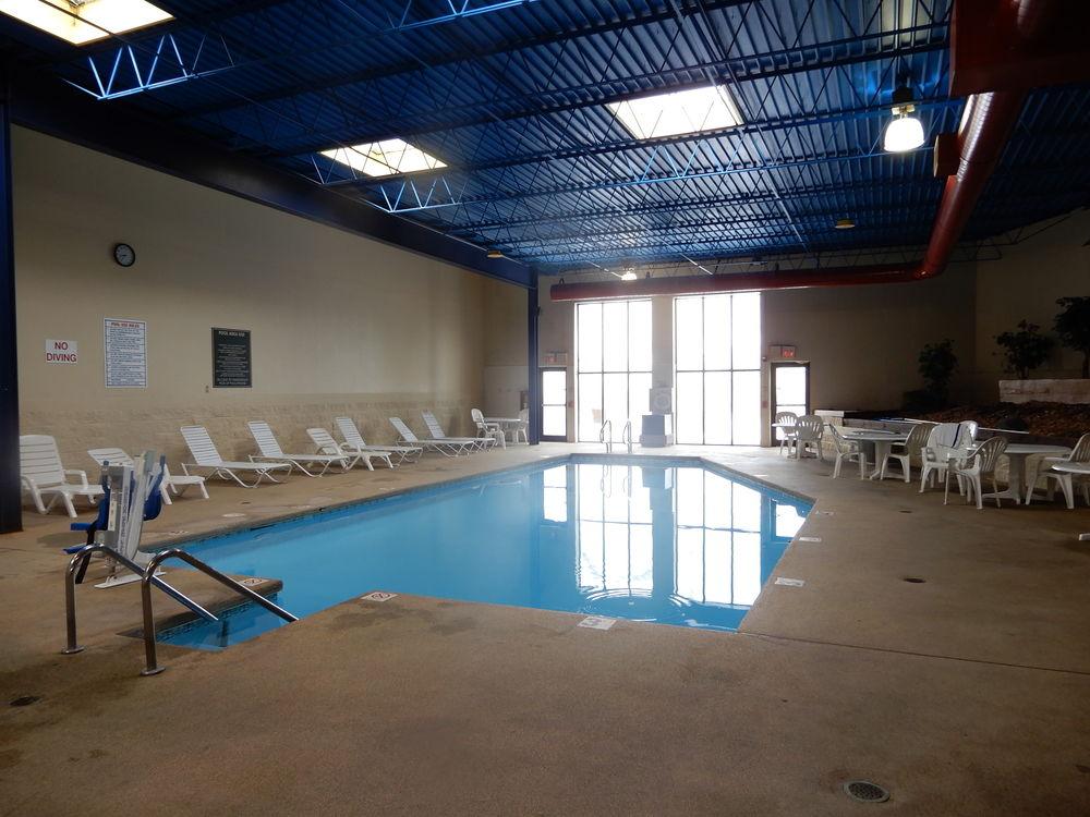 Clarion Hotel Milwaukee Airport Luaran gambar