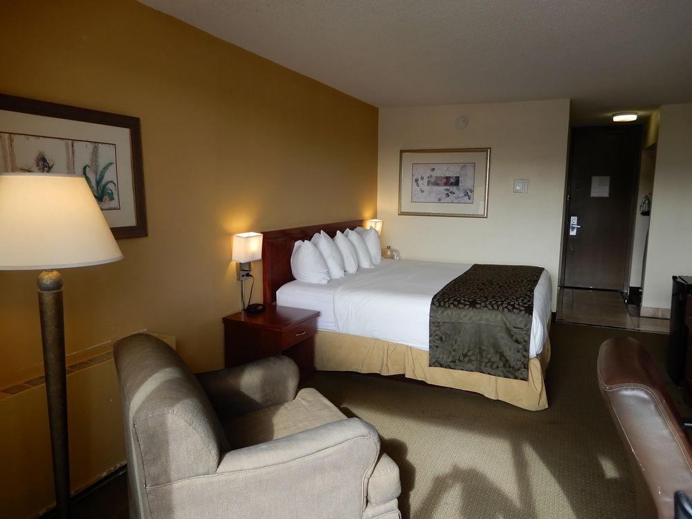 Clarion Hotel Milwaukee Airport Luaran gambar